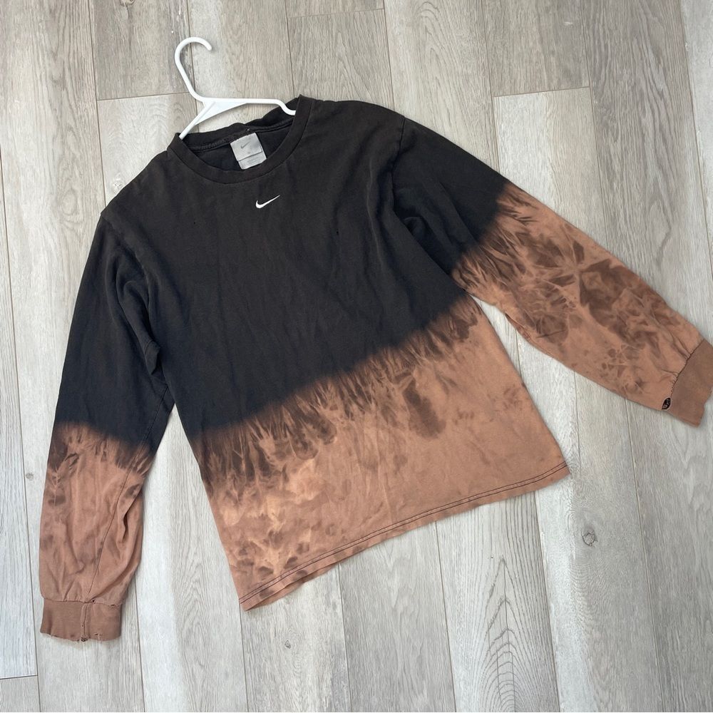 Vintage Nike Tshirt bleached tie-dye crew long sleeve mens Black (small) grunge